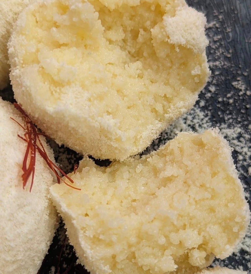 কাঁচাগোল্লা – শত বছরের ঐতিহ্যবাহী সুস্বাদু মিষ্টি